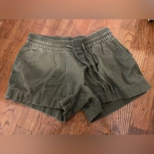 Old Navy women’s shorts XS BOGO